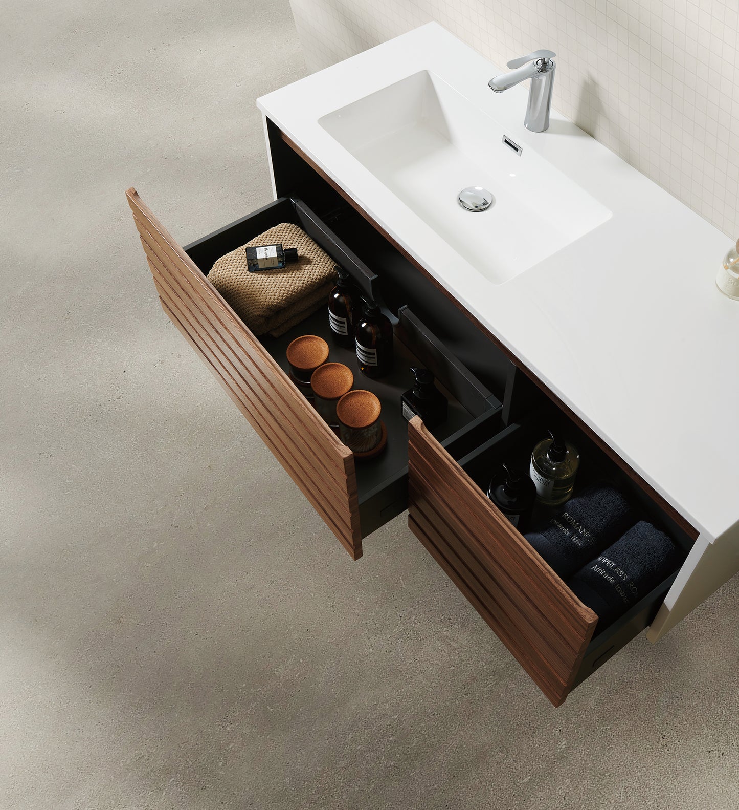 Agave 48" Wall-Mounted  Vanity — Matte White & Dark Walnut (Précommande  ARRIVAGE Novembre 2025)