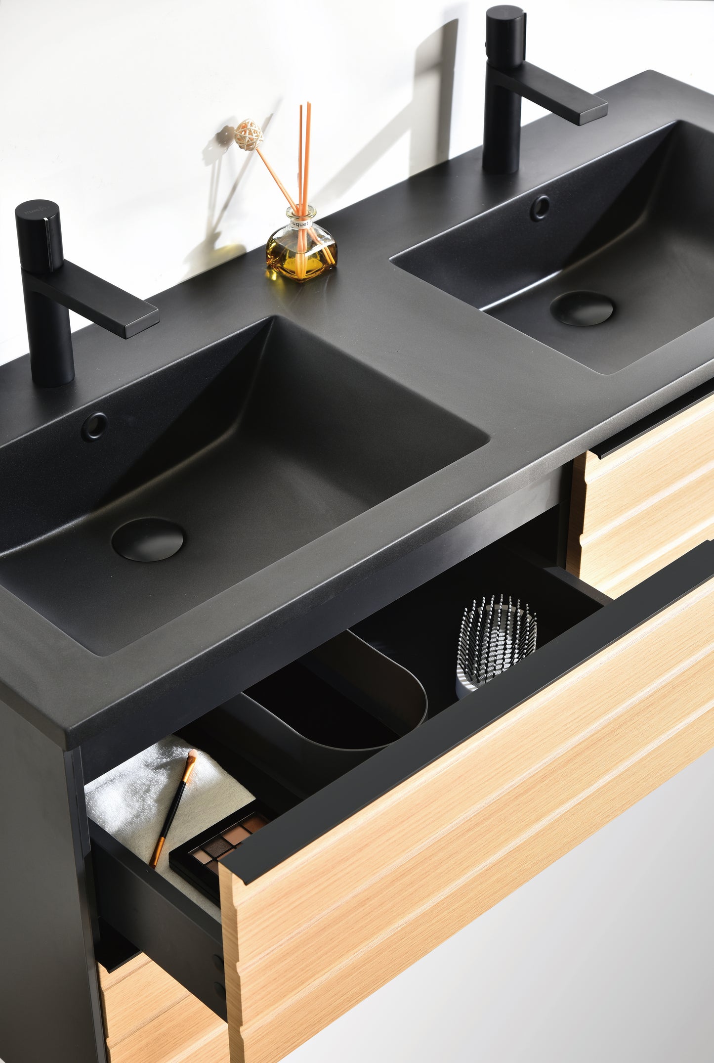 Evos Boutiques 48 in oak wall hung vanity 47 in ¼ x 18 in x 26 in view looking down