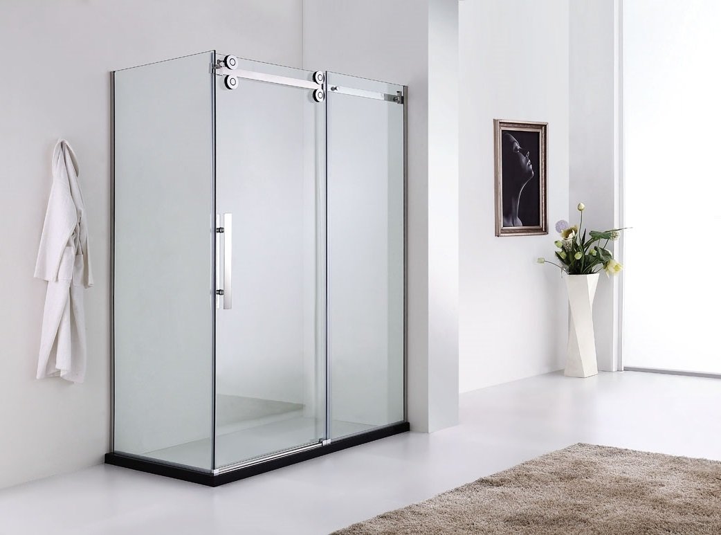Evos Boutiques Chrome Shower Door & Base staged