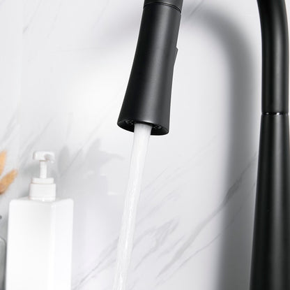 Robinet de cuisine à capteur tactile avec tirette vue proche