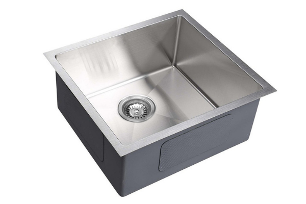 Évier de cuisine simple en acier inoxydable de 20 pouces